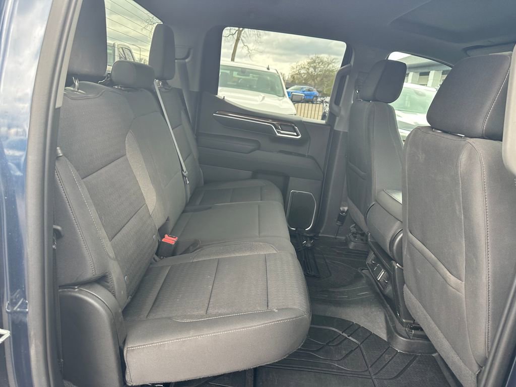 Used 2022 Chevrolet Silverado 1500 RST AWD/4WD image 30