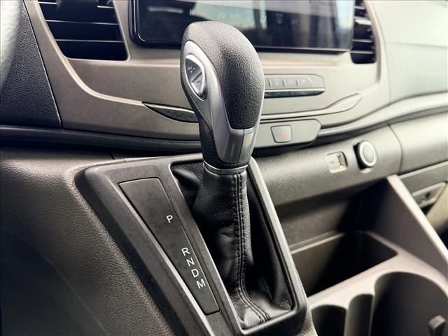 Used 2022 Ford Transit 350 XLT image 17