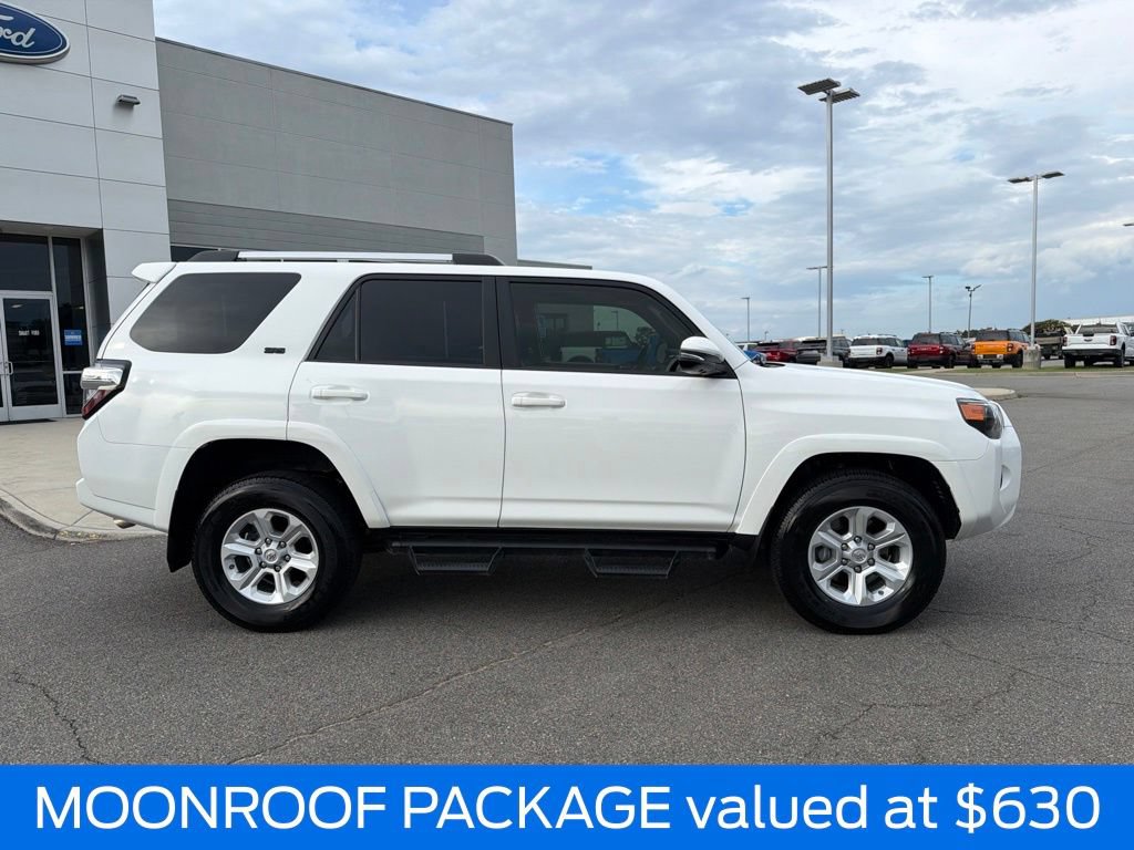 Used 2023 Toyota 4Runner SR5 Premium AWD/4WD image 2