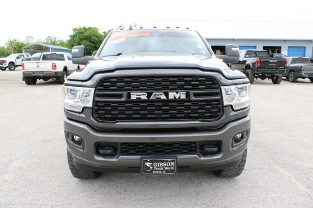 Used 2024 RAM 3500 Big Horn AWD/4WD image 2