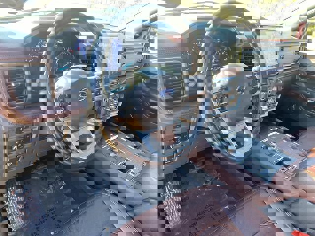 Certified 2024 Ford Expedition Limited image 25