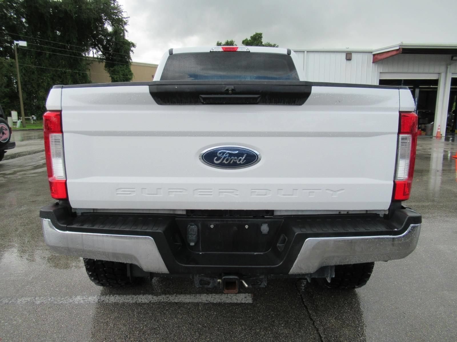 Used 2019 Ford F250 XLT AWD/4WD image 7