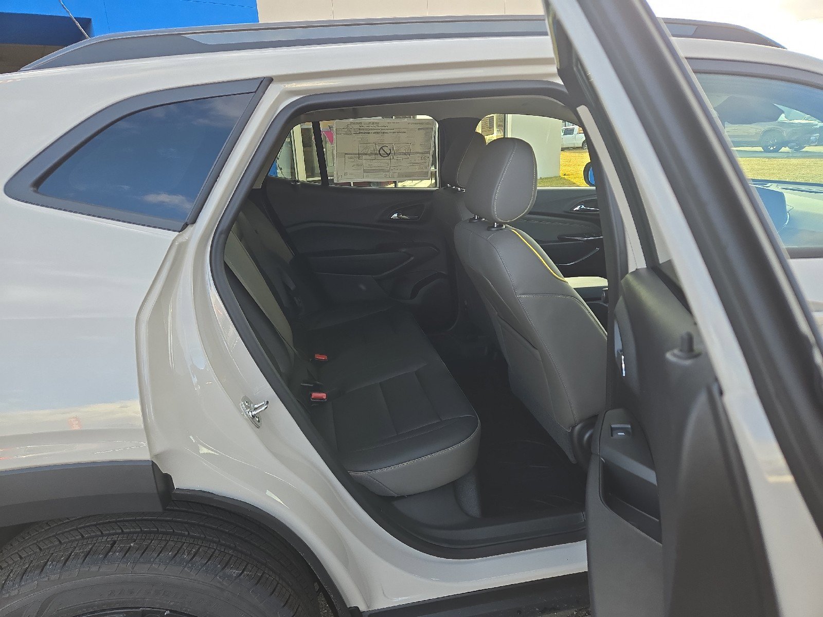 New 2026 Chevrolet Trax ACTIV w/ Sunroof Package image 18