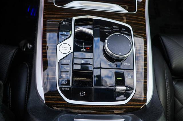 Used 2024 BMW X5 xDrive50e image 21