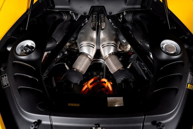 Used 2024 Ferrari 296 GTB RWD image 10