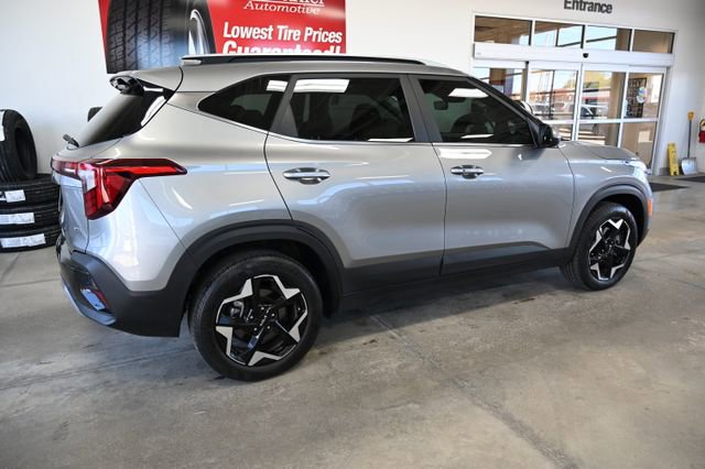 Used 2024 Kia Seltos EX AWD/4WD image 5