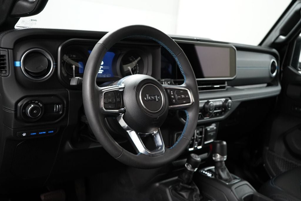 Used 2024 Jeep Wrangler High Altitude AWD/4WD image 13