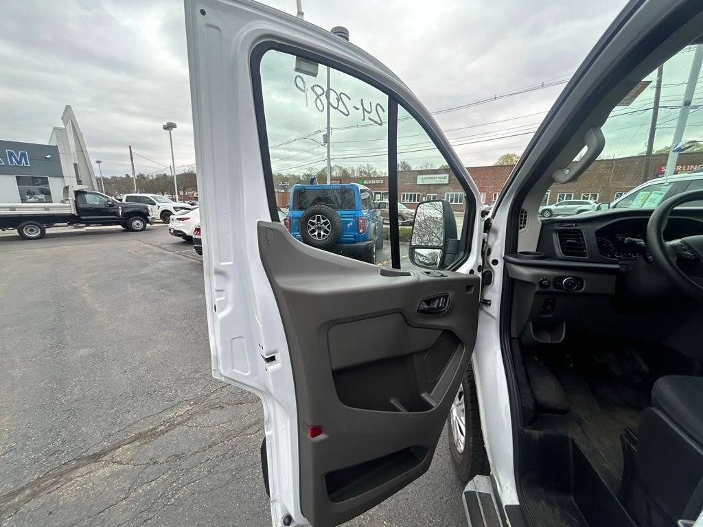 Certified 2024 Ford Transit 250 Low Roof w/ Exterior Upgrade Package RWD image 16