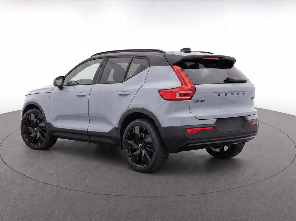 New 2026 Volvo XC40 B5 Ultra w/ Climate Package AWD/4WD image 3