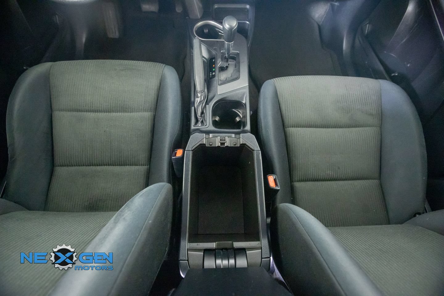 Used 2016 Toyota RAV4 LE FWD image 29