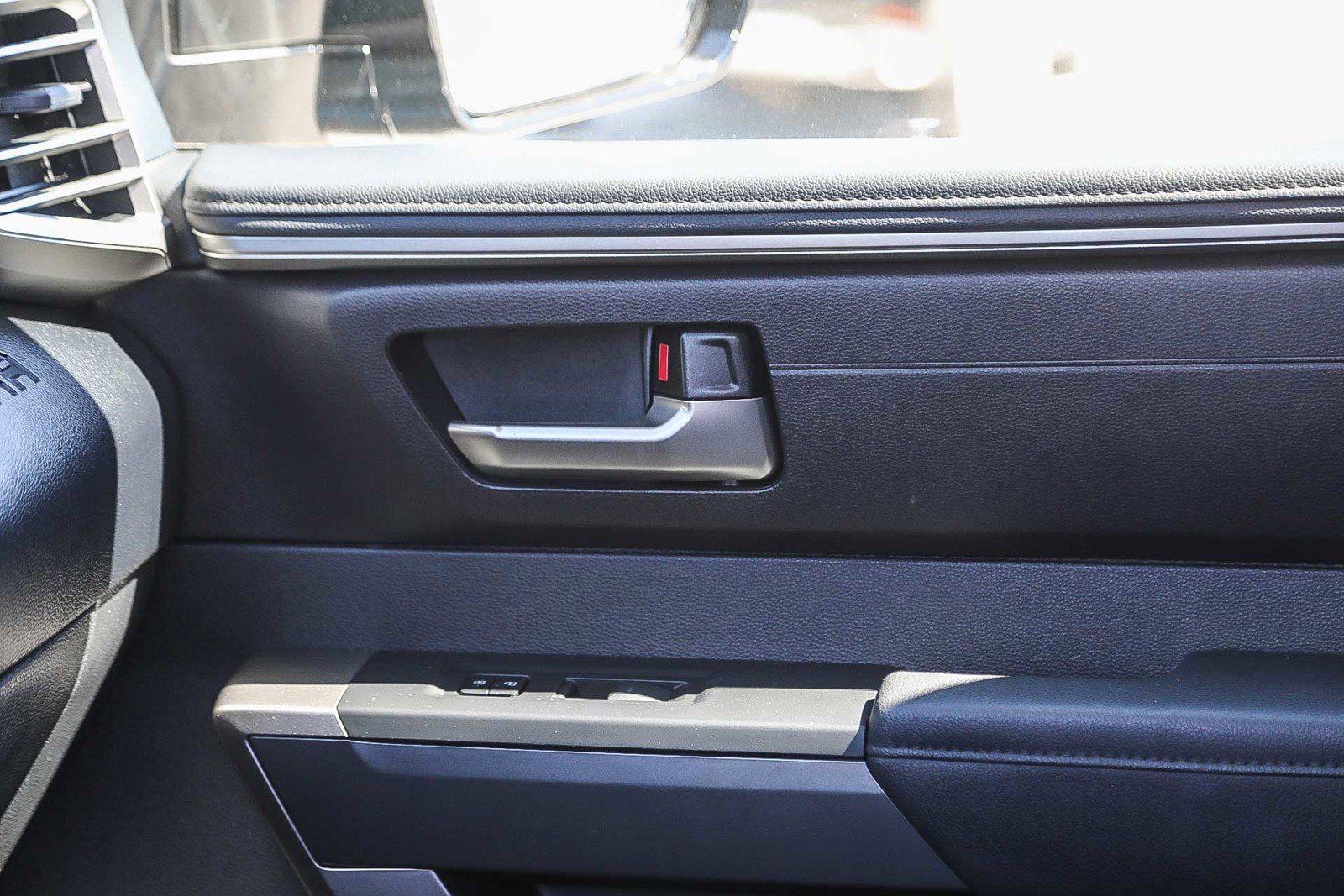 Used 2024 Toyota Tundra SR5 w/ SR5 Convenience Package image 21