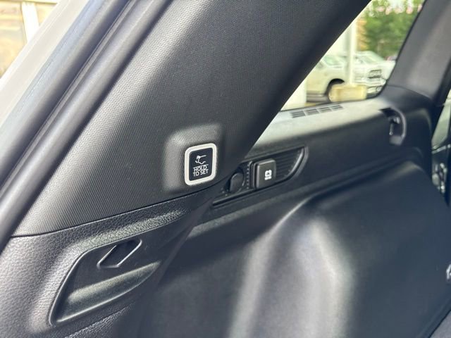 Certified 2024 Jeep Grand Cherokee Altitude image 26