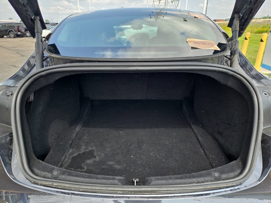 Used 2025 Tesla Model 3 Long Range AWD/4WD image 12