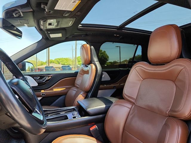 Used 2023 Lincoln Aviator Reserve w/ Equipment Group 201A image 13