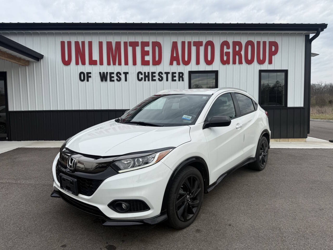 Used 2021 Honda HR-V Sport image 1