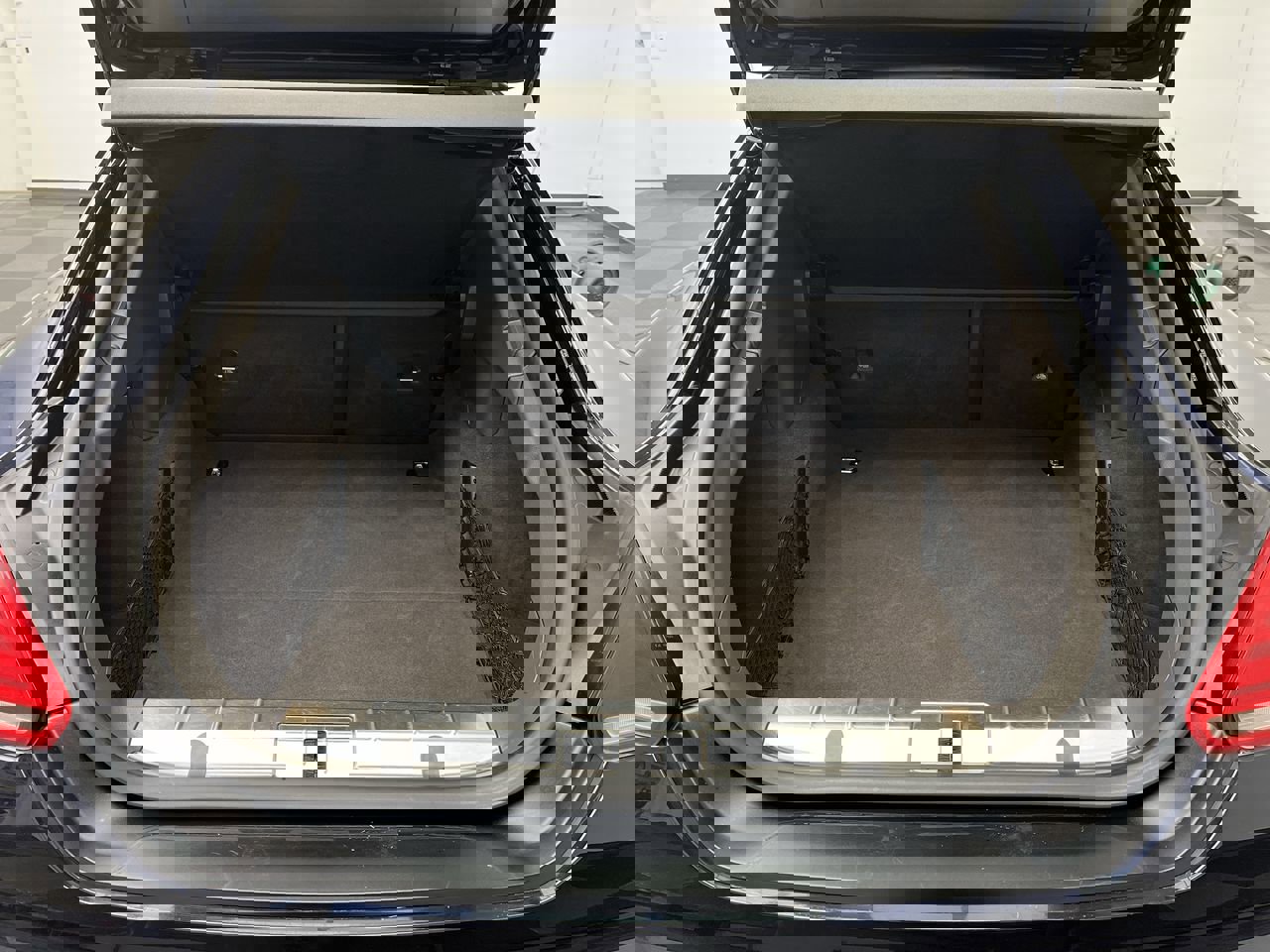 Used 2016 Porsche Panamera 4 Edition image 29