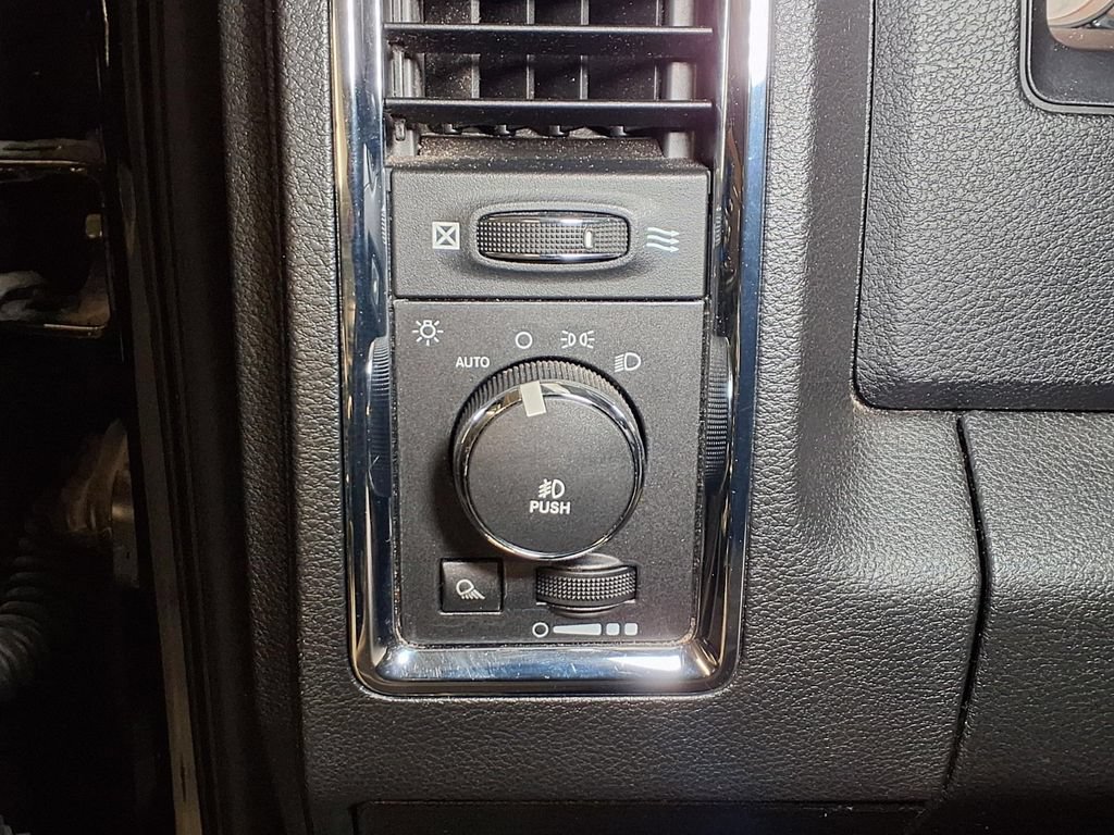 Used 2013 RAM 1500 Laramie Longhorn AWD/4WD image 14