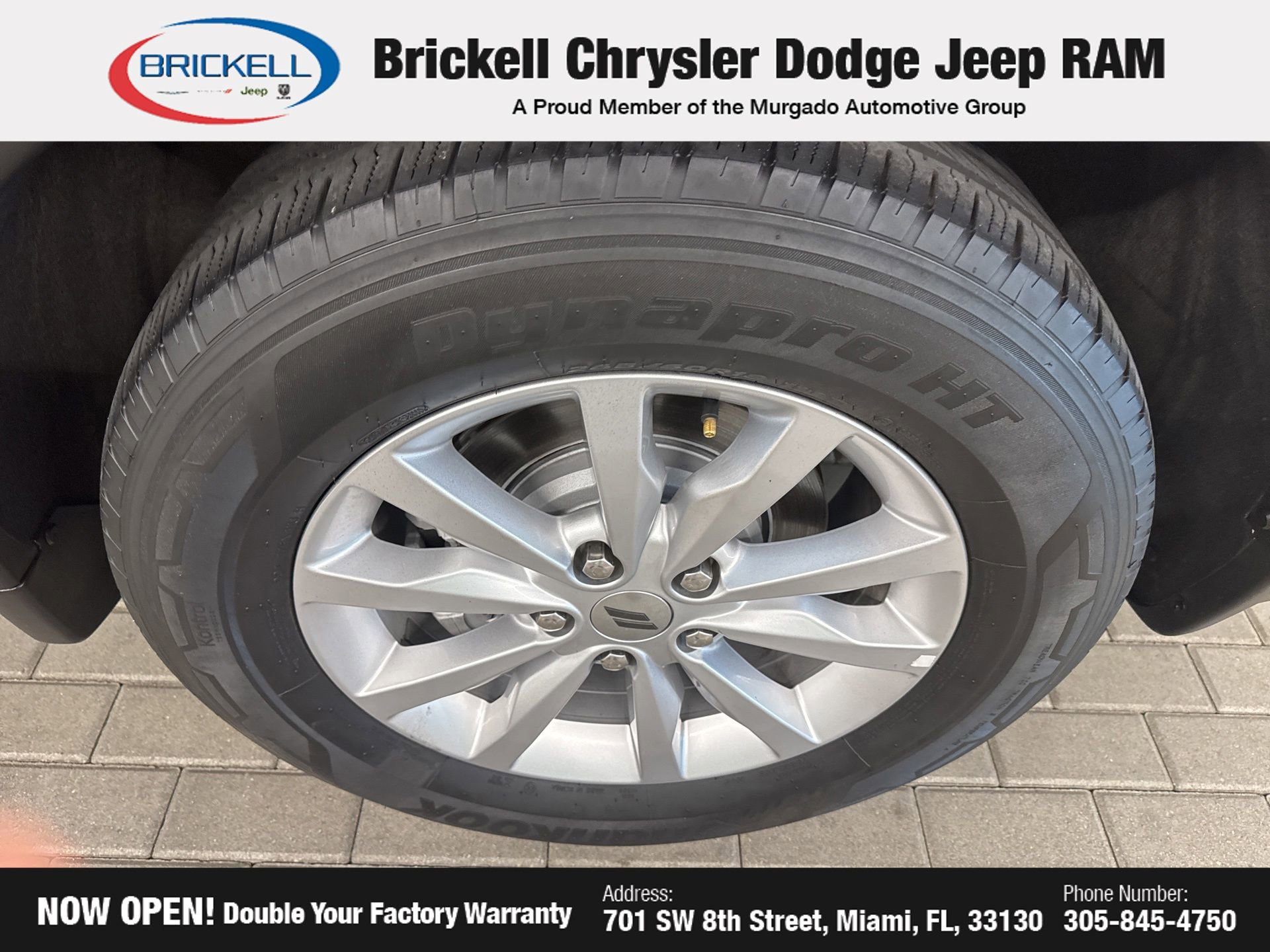 Used 2023 Dodge Durango SXT RWD image 7