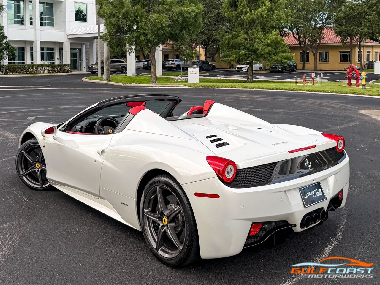 Used 2014 Ferrari 458 Spider RWD image 42
