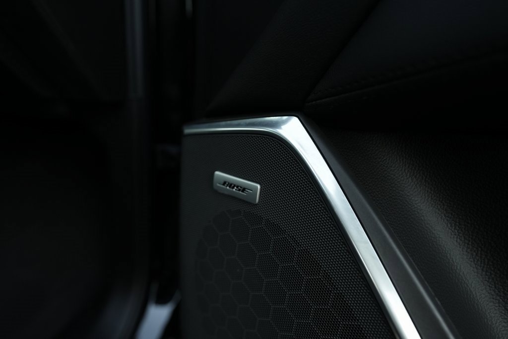 Used 2020 Cadillac Escalade ESV 4WD image 40