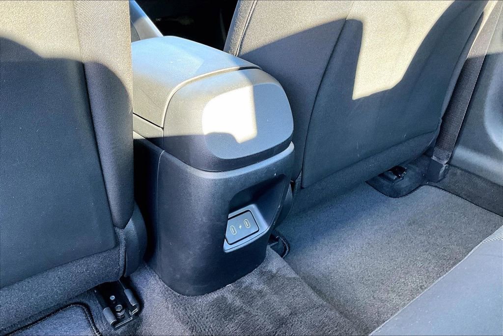 Used 2024 Hyundai Elantra SE image 33