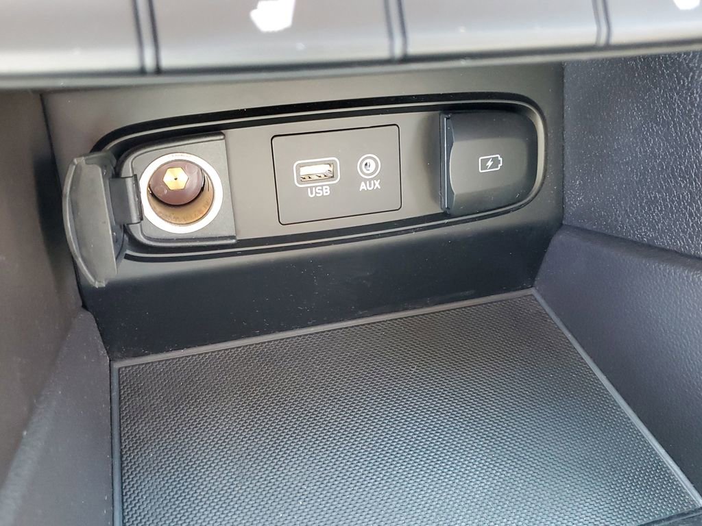 Used 2020 Hyundai Santa Fe SEL image 37