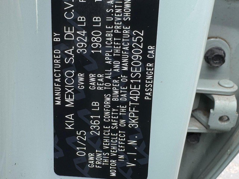 Used 2025 Kia K4 FWD image 21