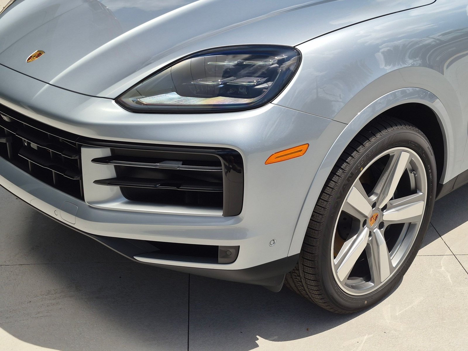New 2026 Porsche Cayenne Coupe AWD/4WD image 12