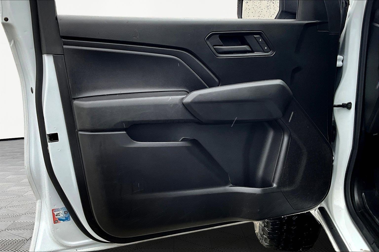 Used 2025 Chevrolet Colorado Trail Boss image 21