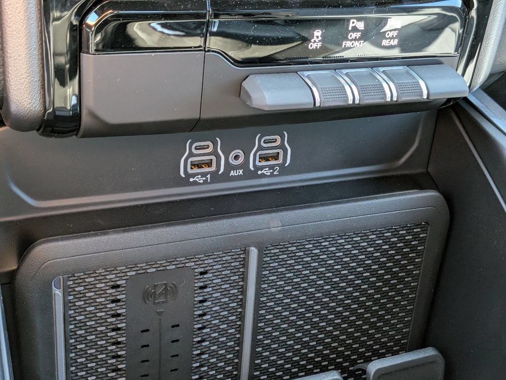 New 2026 RAM 1500 Big Horn AWD/4WD image 25