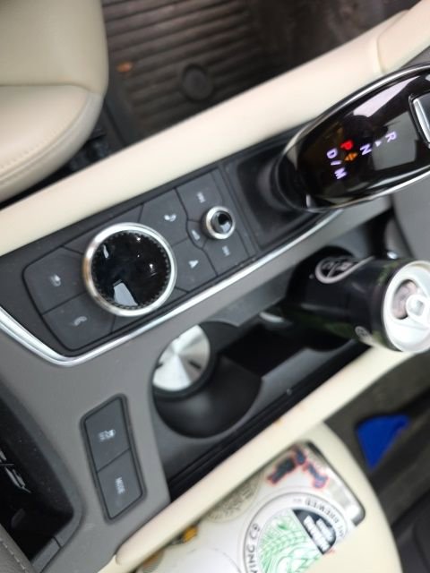 Used 2021 Cadillac XT6 Premium Luxury image 11