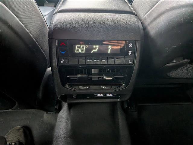 Used 2021 Jeep Grand Cherokee L Limited image 19