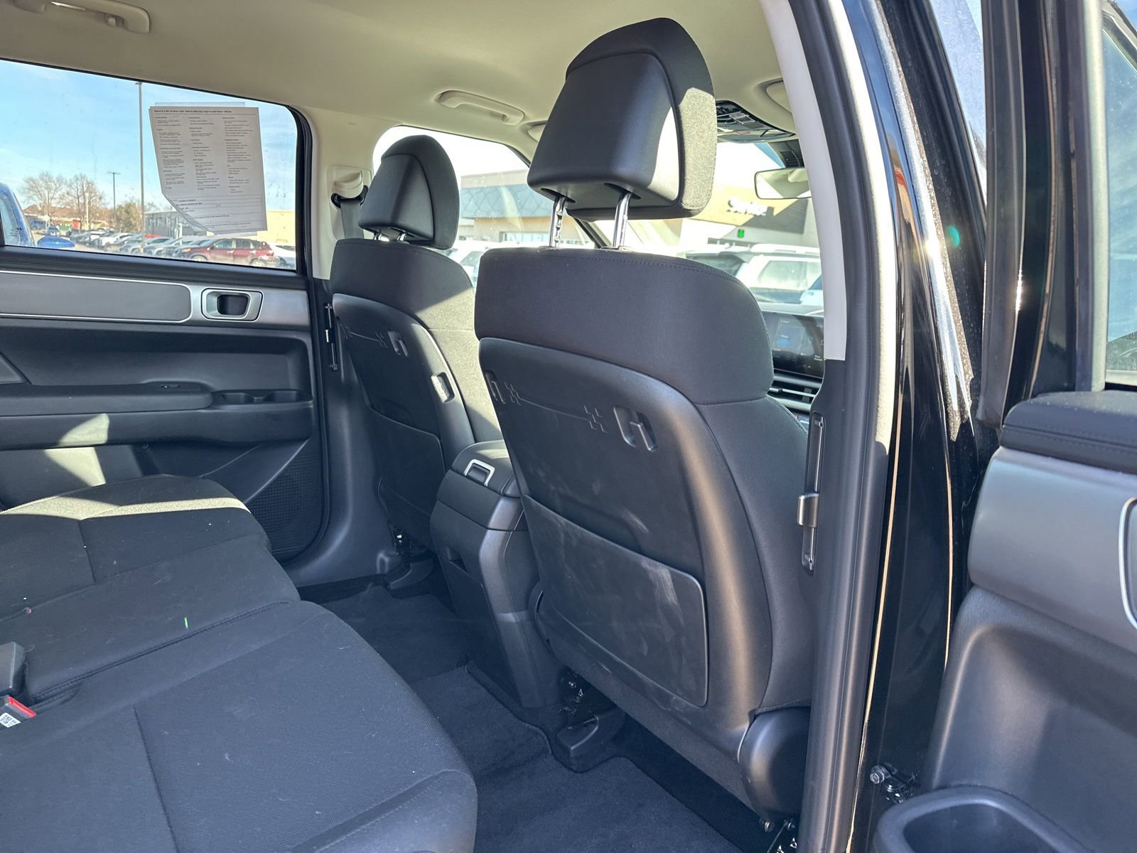 Used 2025 Hyundai Santa Fe SE image 31