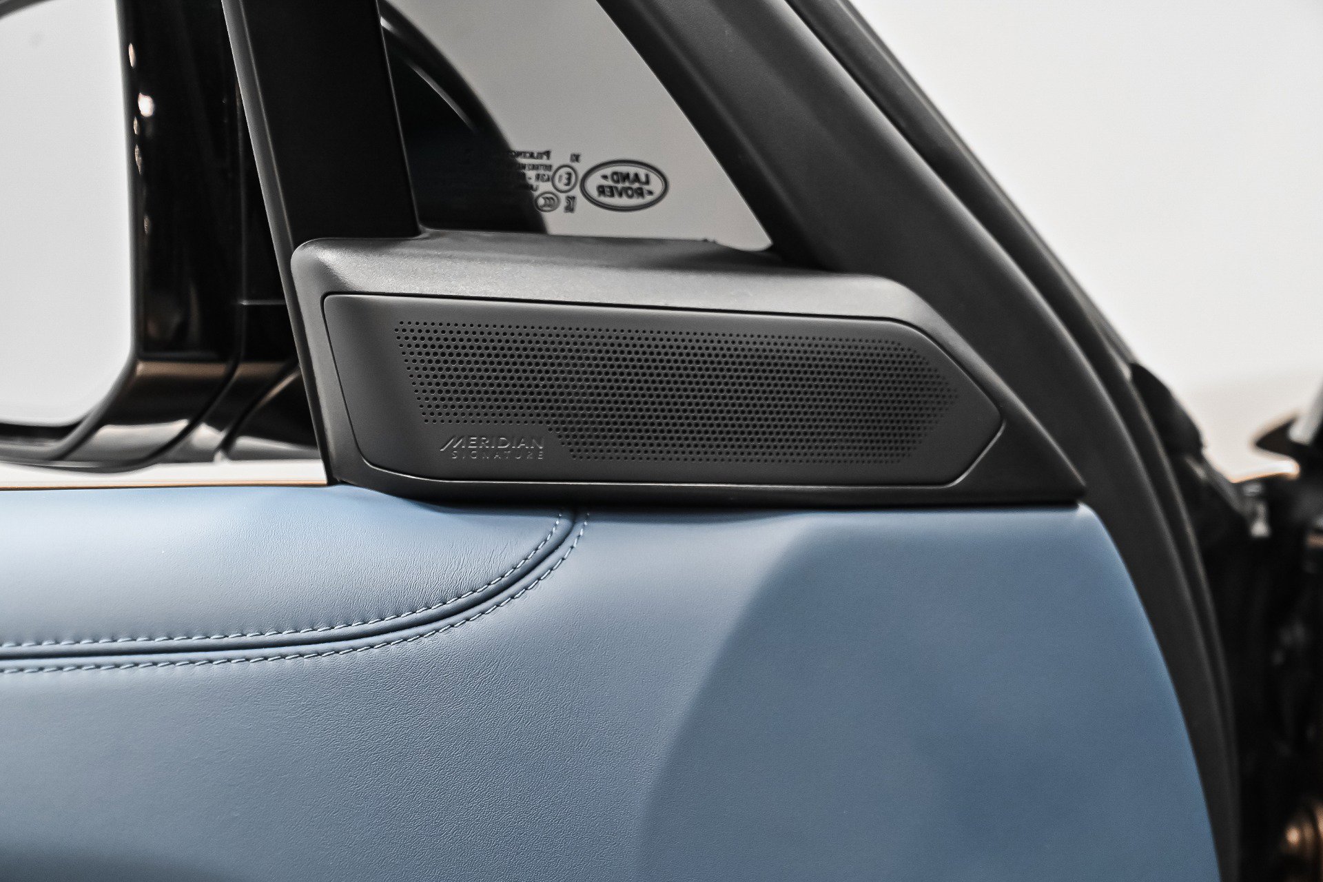 Used 2023 Land Rover Range Rover LWB SV Autobiography image 25