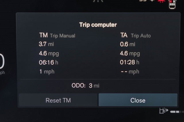 New 2026 Volvo XC60 B5 Plus w/ Protection Package Premier image 40