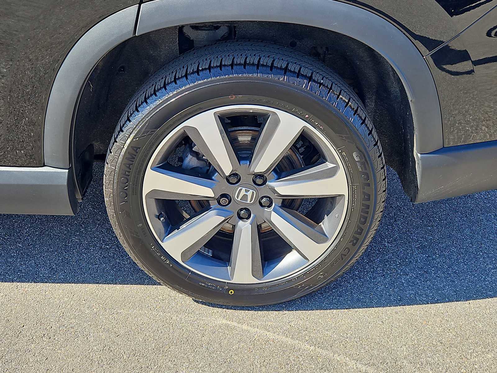 Certified 2023 Honda Pilot Elite image 3