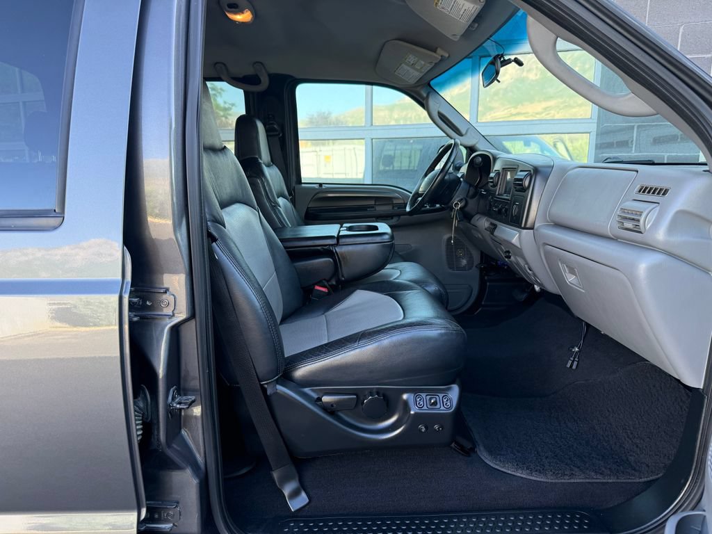 Used 2006 Ford F350 XLT AWD/4WD image 43