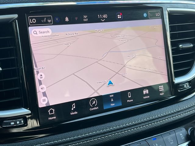 Used 2024 Chrysler Pacifica Limited w/ Uconnect Theater Family Group AWD/4WD image 27
