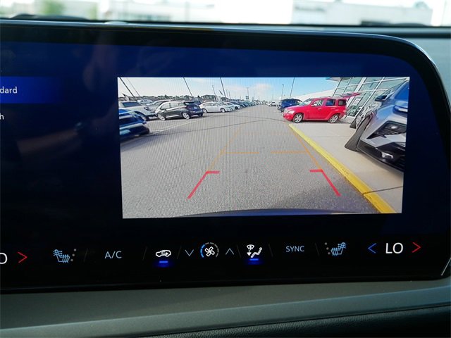 Certified 2025 Chevrolet Traverse LT image 15