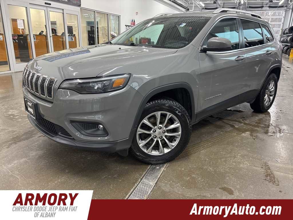 Used 2020 Jeep Cherokee Latitude Plus w/ Cold Weather Group image 1