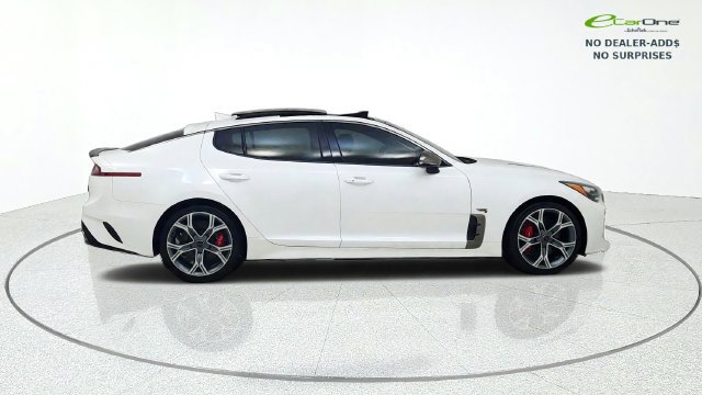 Used 2020 Kia Stinger GT1 RWD image 9