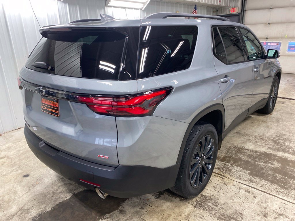 Used 2023 Chevrolet Traverse RS w/ LPO, Floor Liner Package AWD/4WD image 8