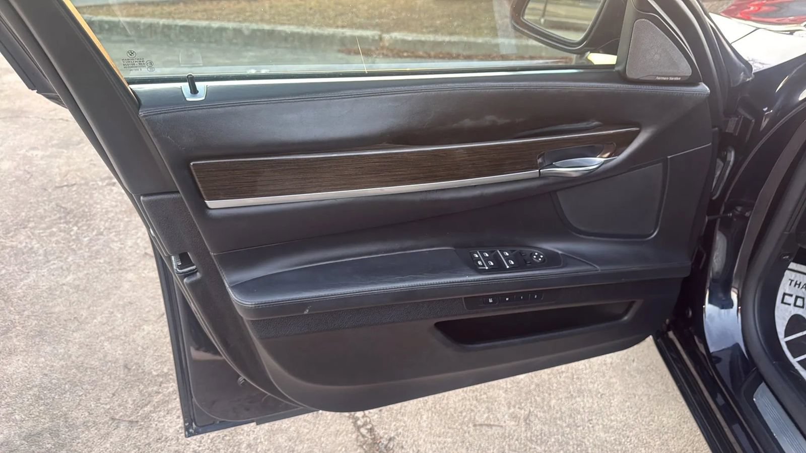 Used 2014 BMW 750Li xDrive AWD/4WD image 11