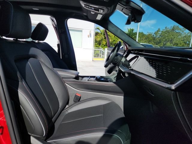 Used 2025 Jeep Wagoneer S Limited image 24