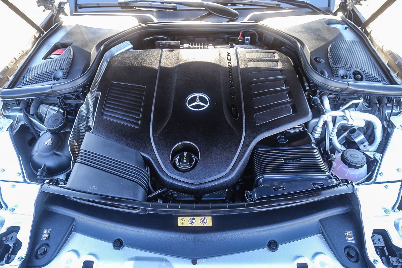 Used 2023 Mercedes-Benz E 450 4MATIC All-Terrain Wagon image 28