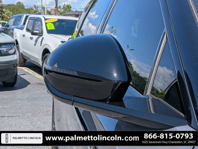 Used 2024 Lincoln Nautilus Reserve w/ Equipment Group 202A AWD/4WD image 10