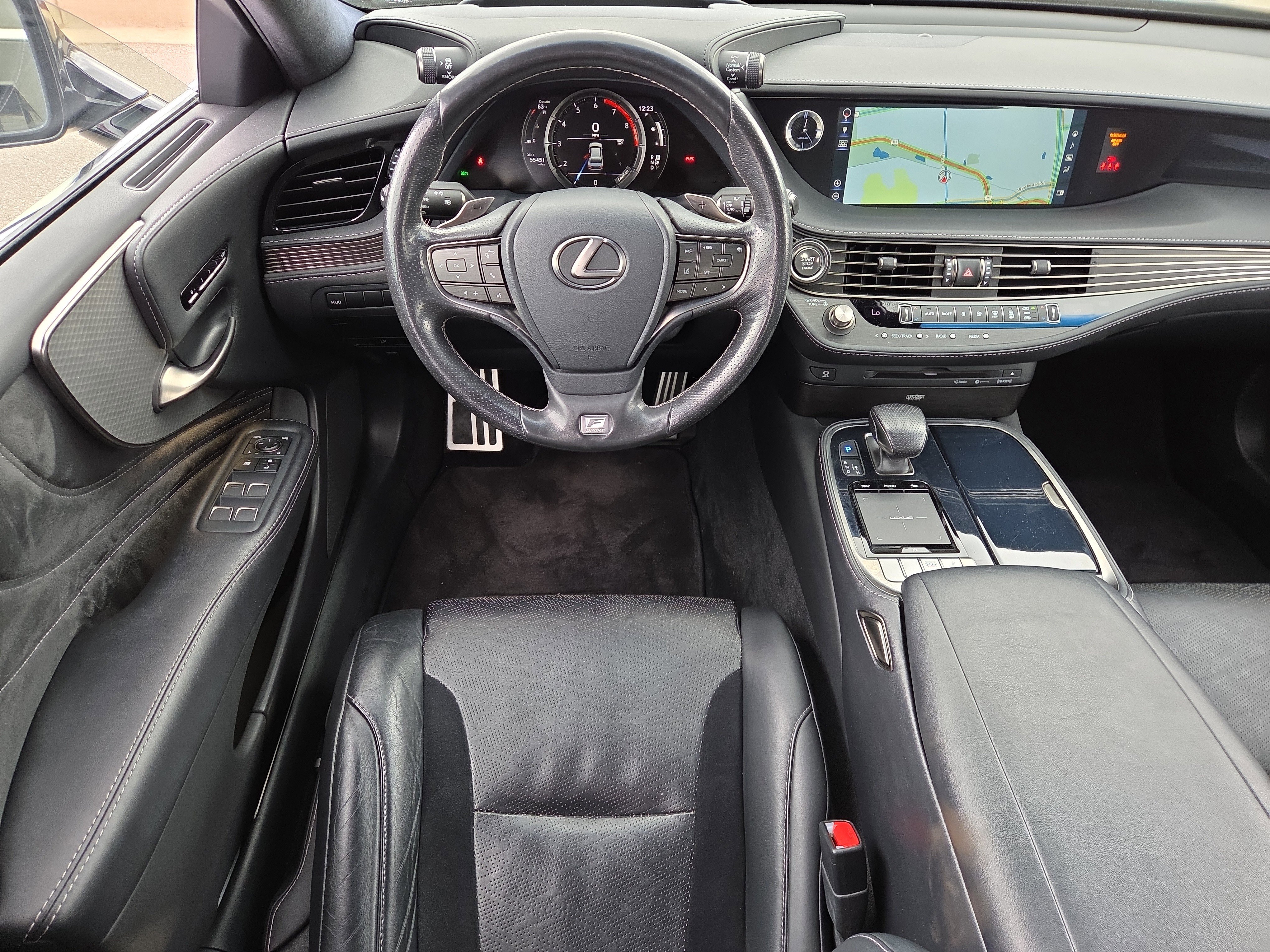 Used 2019 Lexus LS 500 F Sport image 12