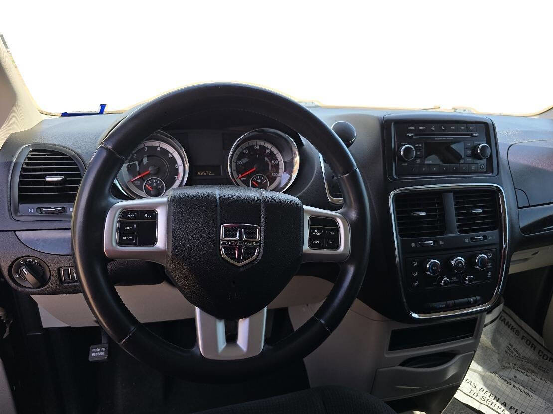 Used 2016 Dodge Grand Caravan SE w/ Quick Order Package 29E SE image 20