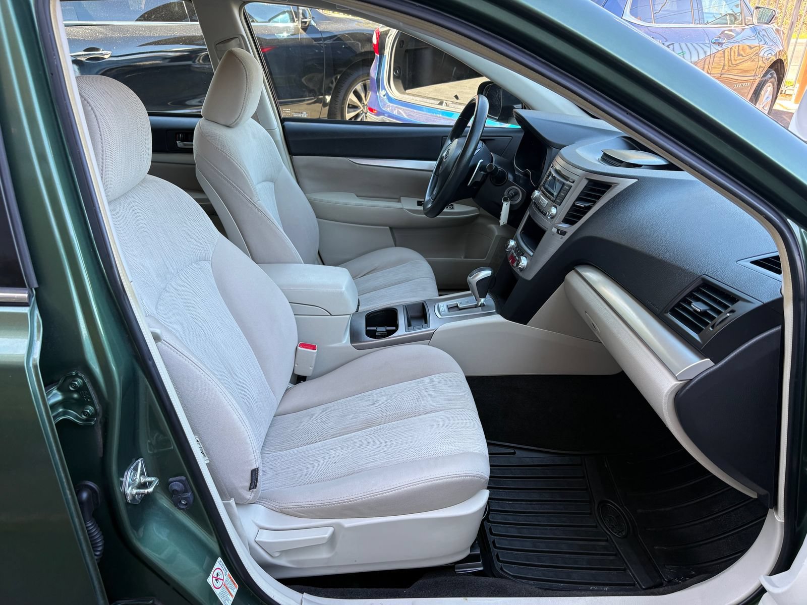 Used 2014 Subaru Outback 2.5i AWD/4WD image 26