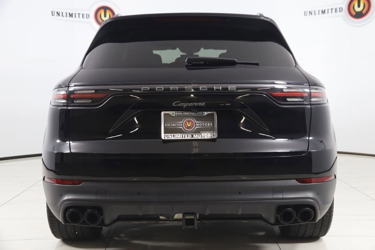 Used 2022 Porsche Cayenne AWD/4WD image 54